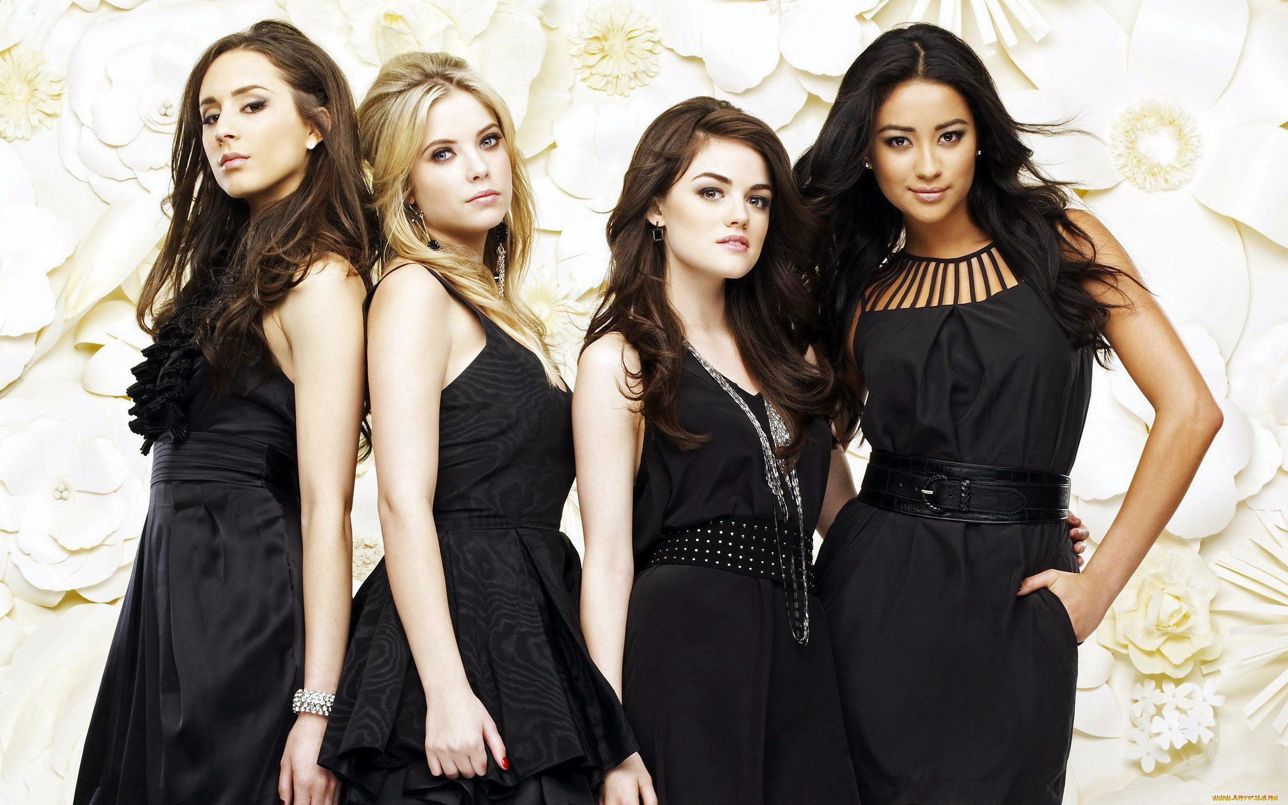  , pretty little liars, ashley, benson, lucy, hale, troian, bellisario, shay, mitchell